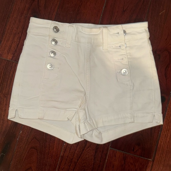 American Eagle Outfitters Pants - American Eagle high waisted white shorts size 0